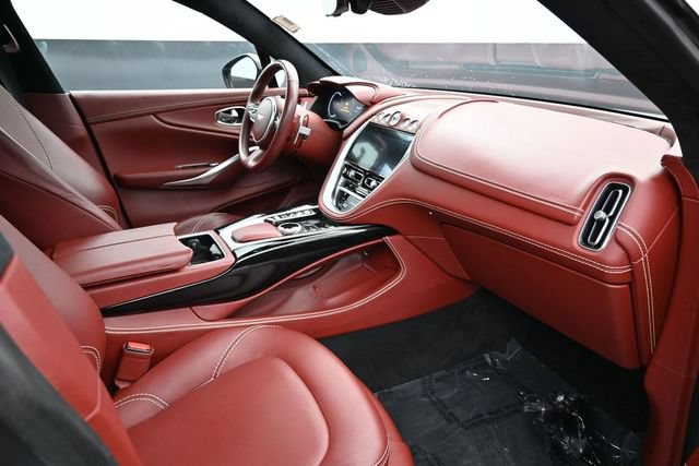Used 2021 Aston Martin DBX AWD/4WD image 18