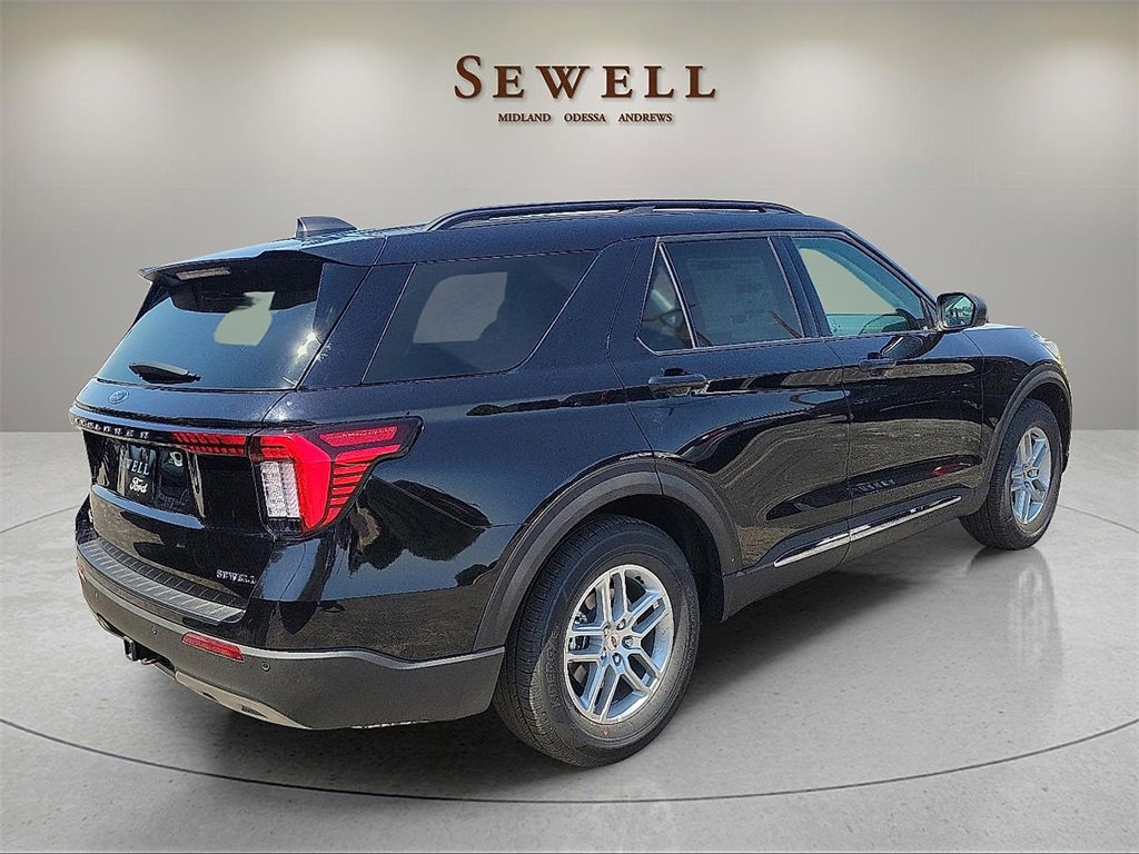 New 2025 Ford Explorer Active w/ Active Comfort Package image 5