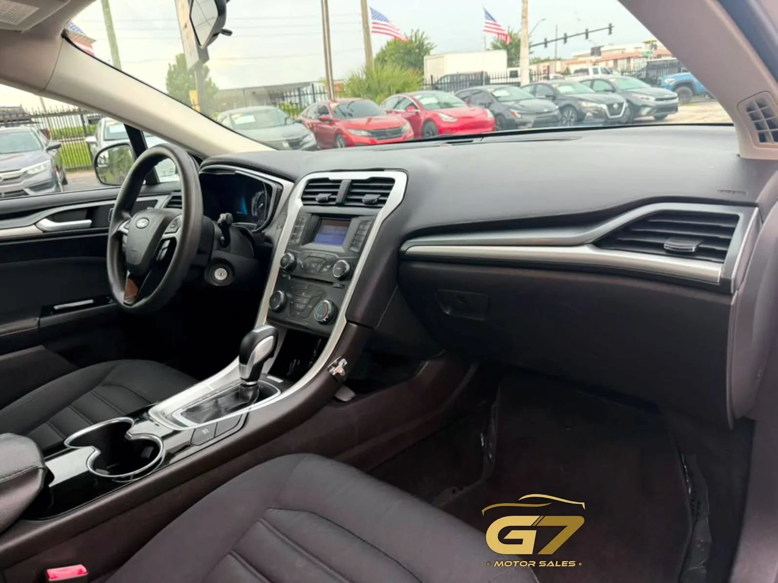 Used 2016 Ford Fusion SE FWD image 14