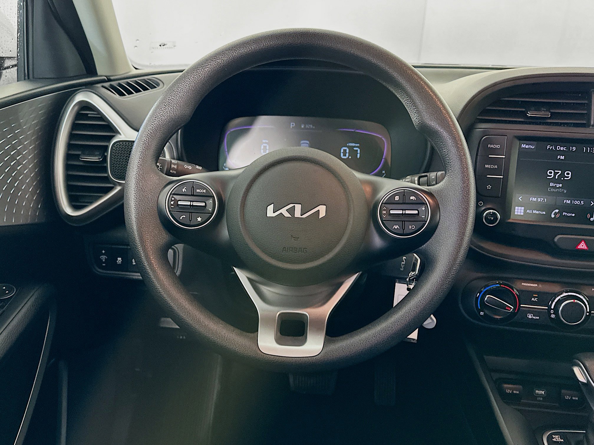 Used 2024 Kia Soul LX w/ Option Group 015 image 18