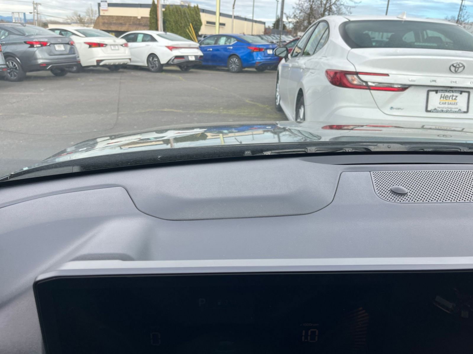 Used 2025 Kia K4 LXS image 33