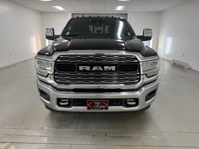 Used 2024 RAM 3500 Limited image 2
