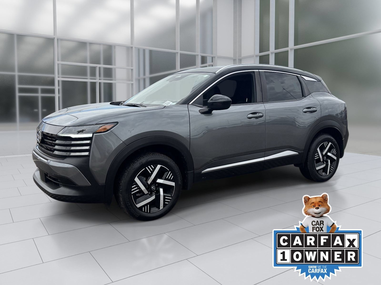 Certified 2026 Nissan Kicks SV FWD image 2