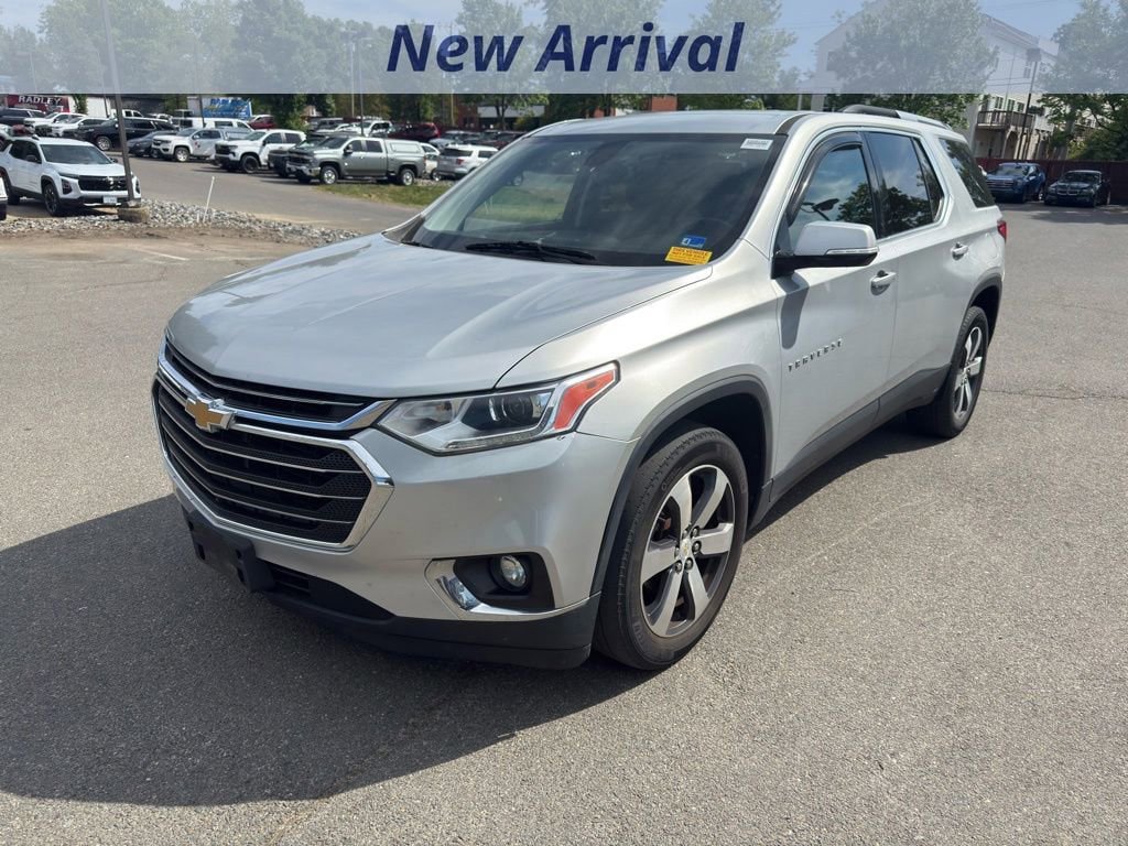 Used 2018 Chevrolet Traverse LT