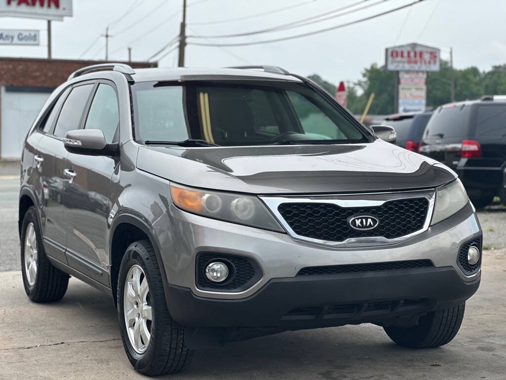 Used 2012 Kia Sorento LX w/ Convenience Pkg AWD/4WD image 2