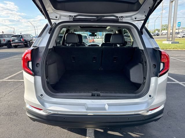Used 2022 GMC Terrain SLT w/ Infotainment Package II AWD/4WD image 24