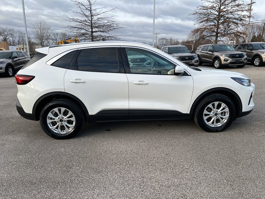 Used 2023 Ford Escape Active w/ Tech Pack #2 image 8