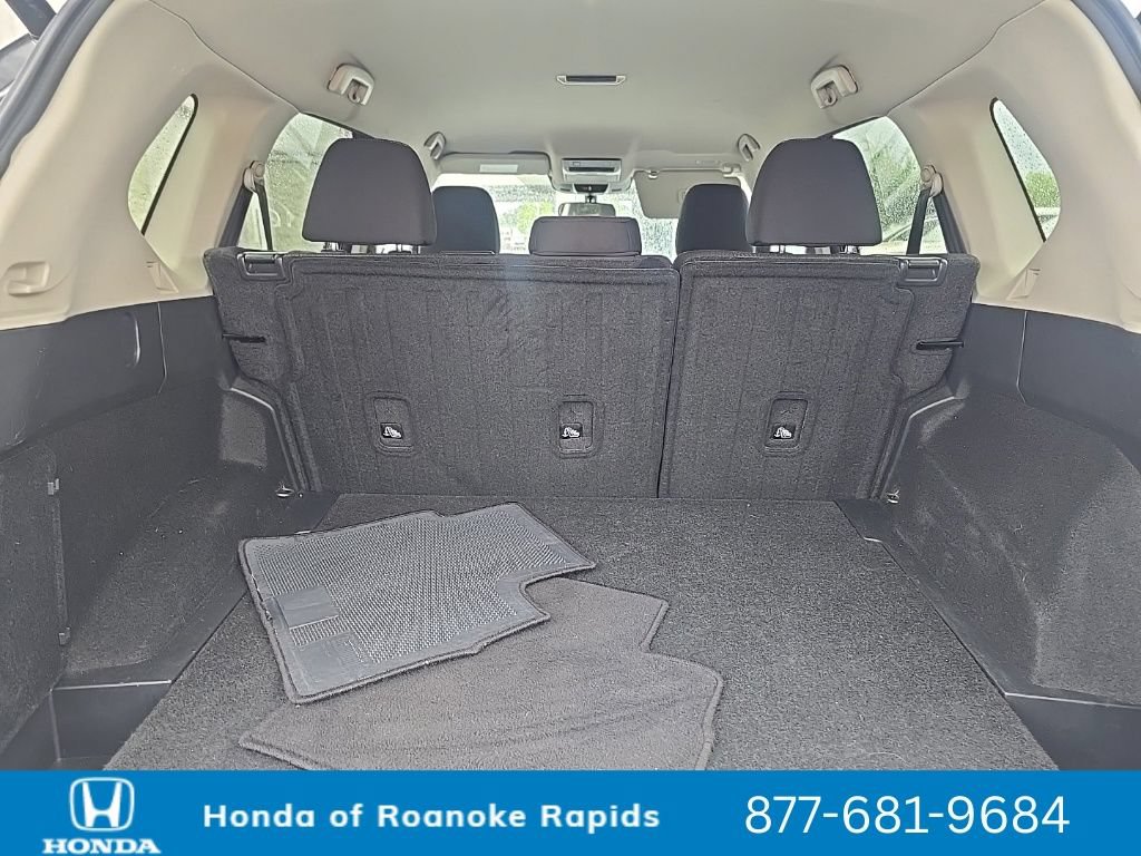 Used 2024 Nissan Rogue SV FWD image 14