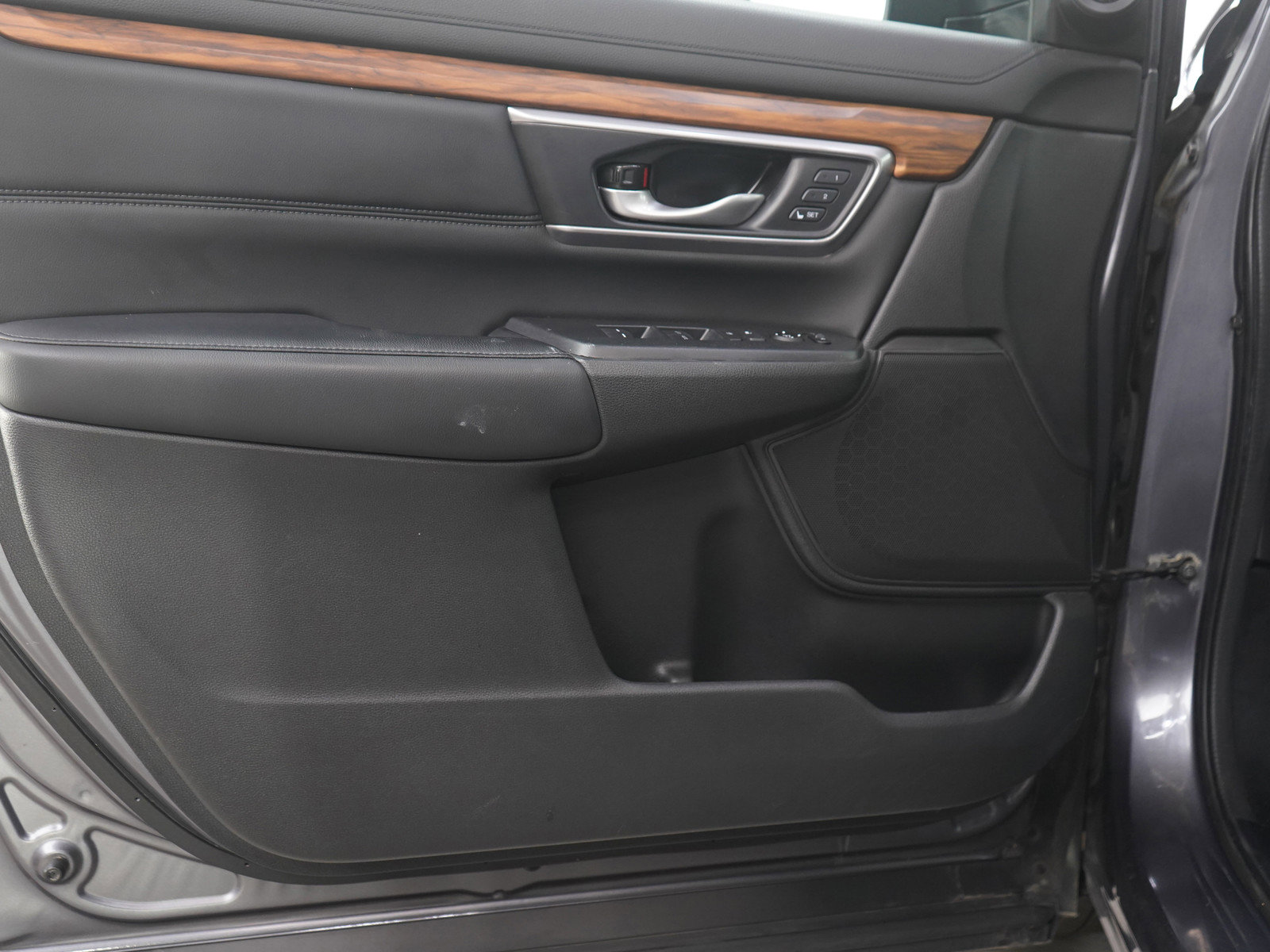 Used 2021 Honda CR-V EX-L image 19