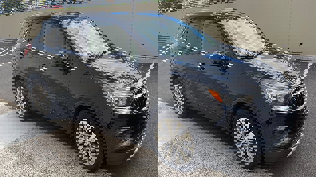 Used 2020 Buick Encore Preferred w/ Safety Package image 6