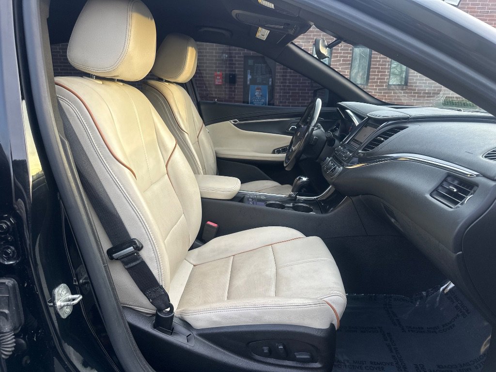 Used 2019 Chevrolet Impala Premier FWD image 17