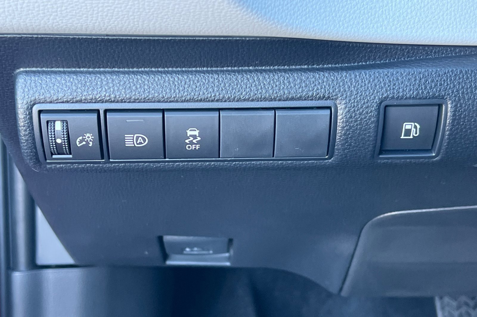 New 2026 Toyota Corolla SE image 28