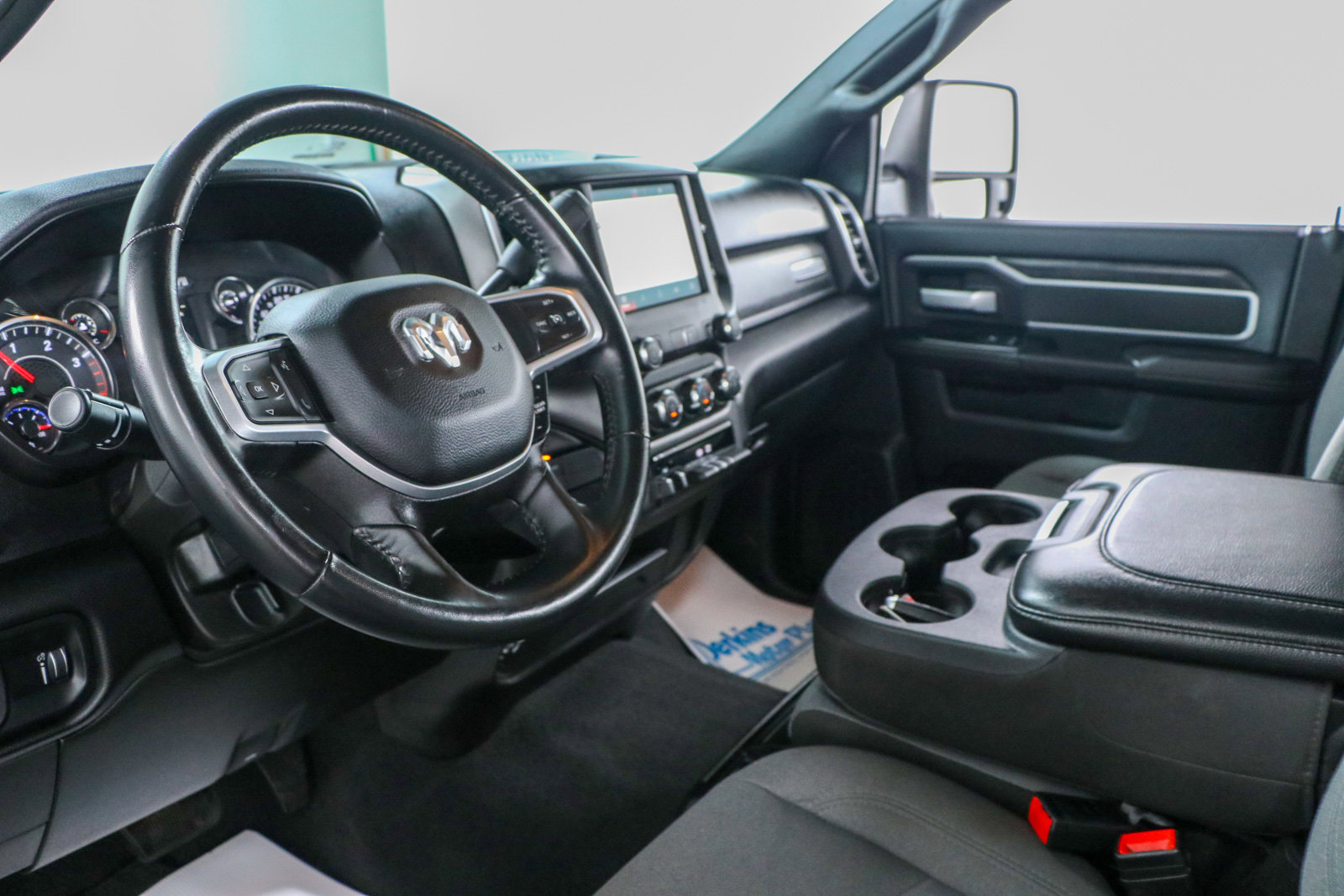 Used 2024 RAM 3500 Big Horn image 25