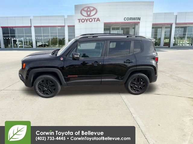Used 2018 Jeep Renegade Trailhawk image 29