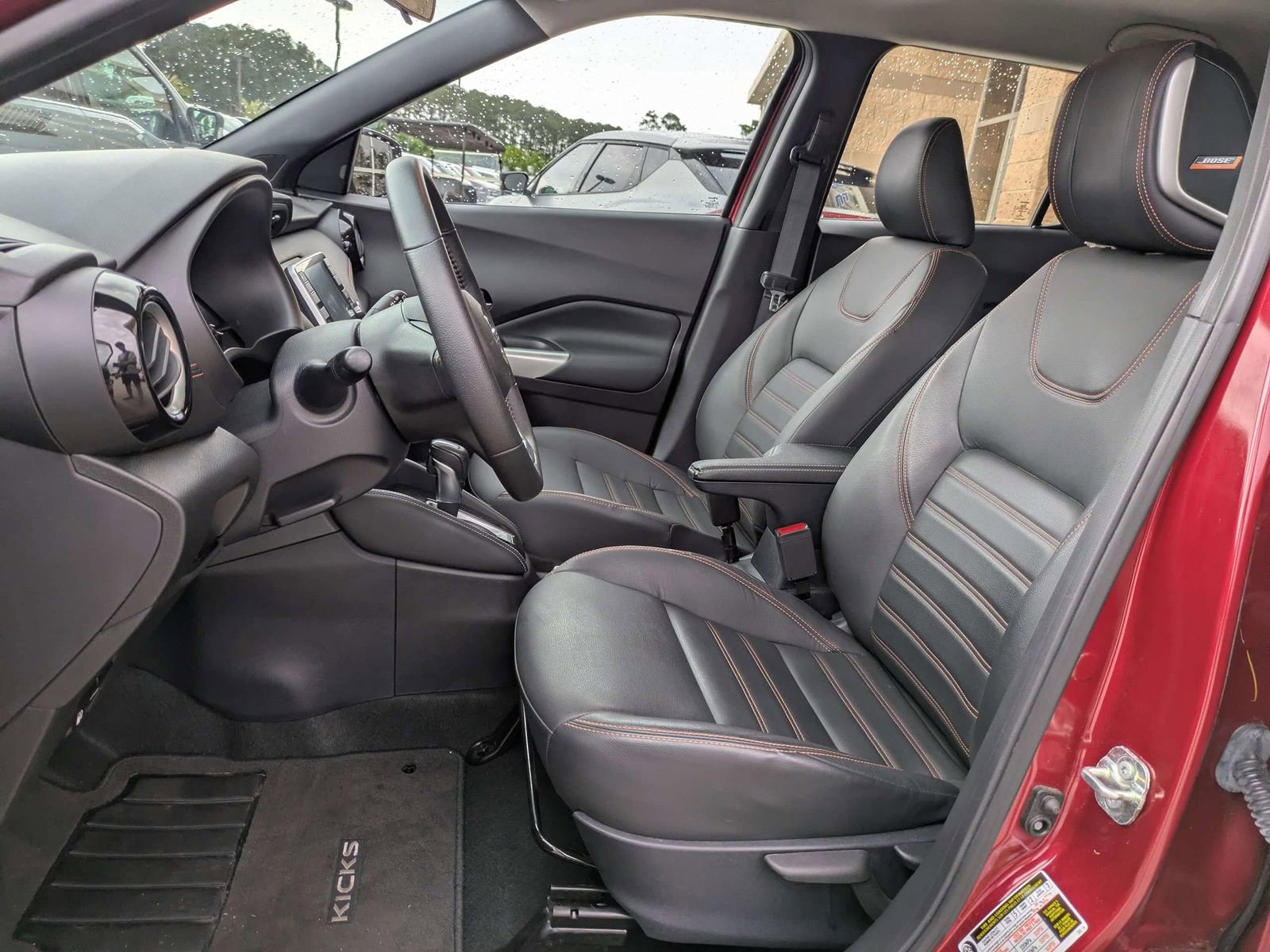 Used 2020 Nissan Kicks SR w/ SR Premium Package FWD image 14