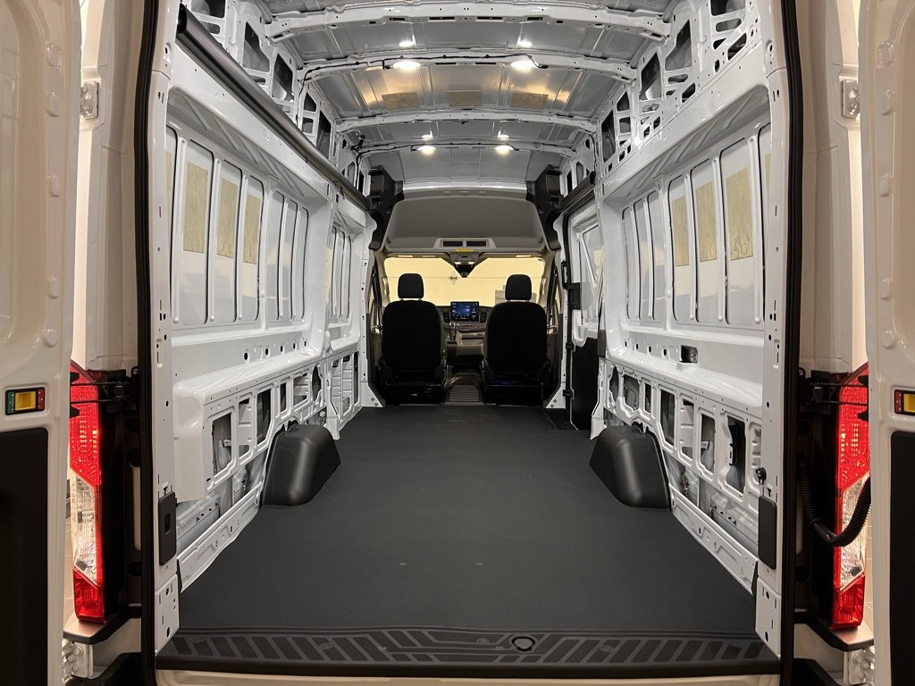 New 2026 Ford Transit 350 148 High Roof Extended image 28