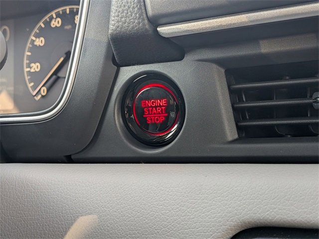 New 2025 Honda Pilot Touring image 15