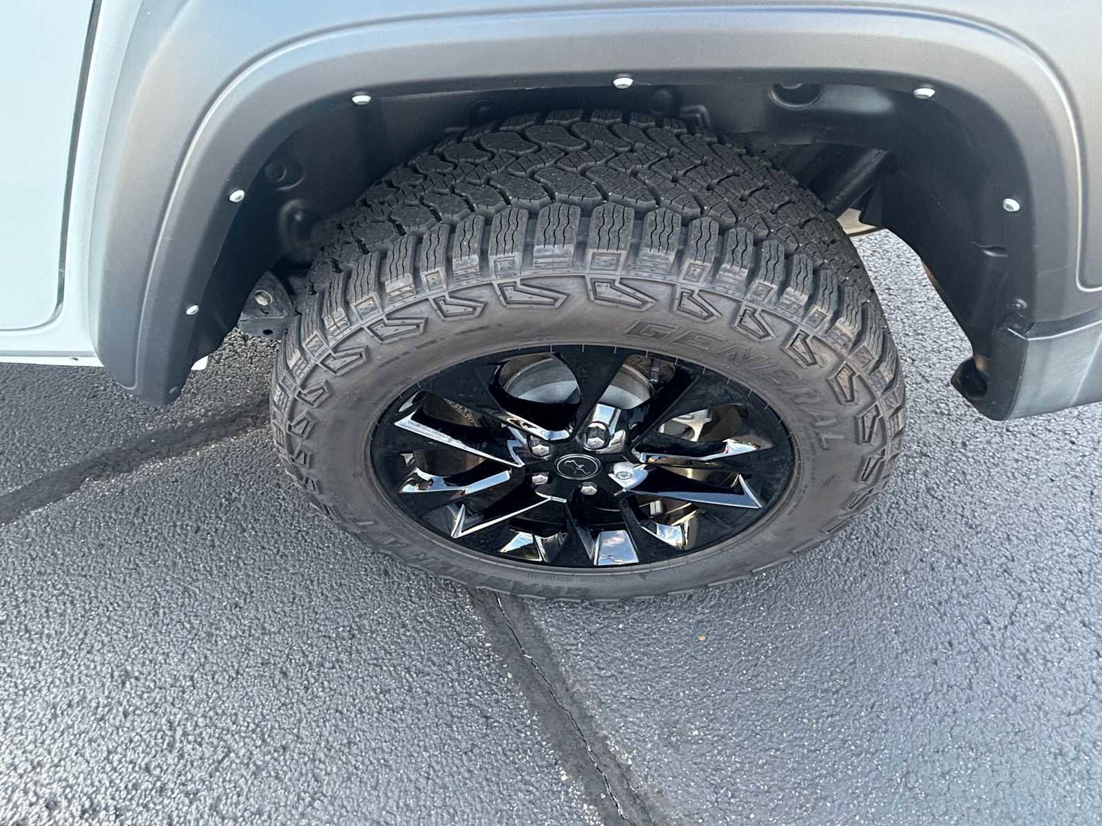 Used 2022 Jeep Wrangler Unlimited Sport w/ Sun And Sound Package image 9