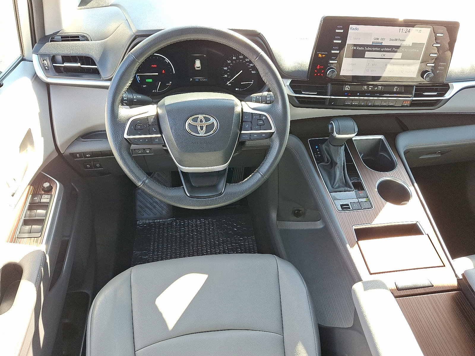 Certified 2024 Toyota Sienna XLE image 12