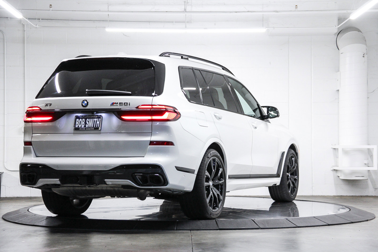 Used 2026 BMW X7 M60i AWD/4WD image 6