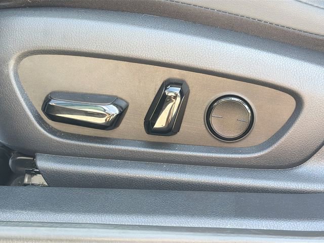 Used 2024 Lexus ES 350 w/ Premium Package image 24