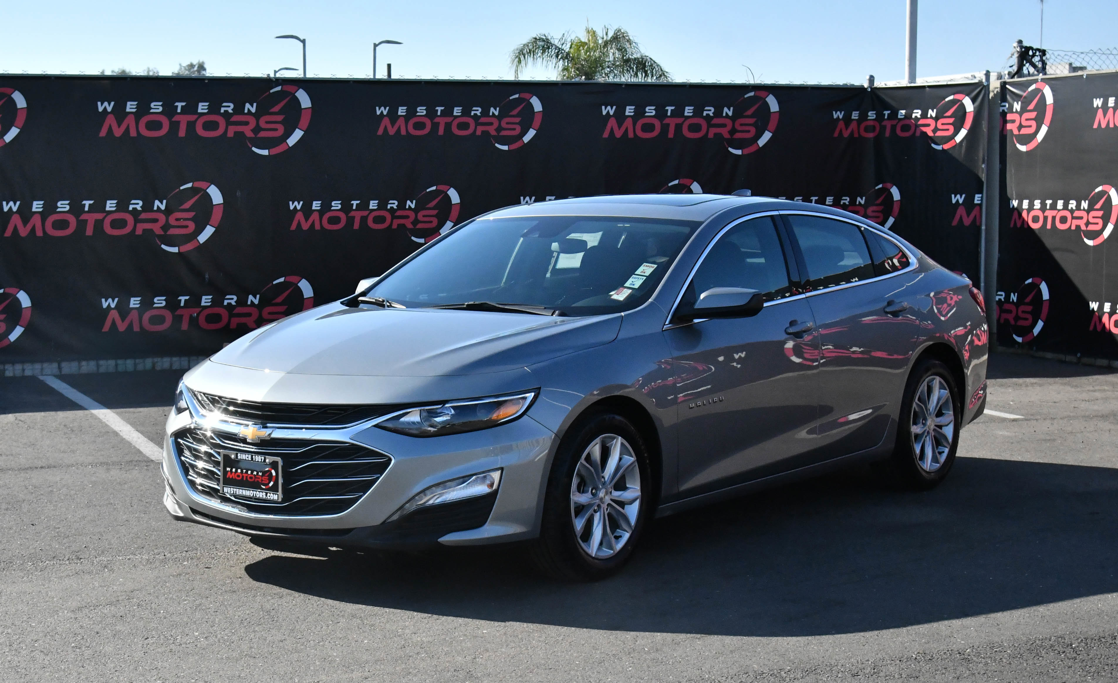 Used 2024 Chevrolet Malibu LT image 3