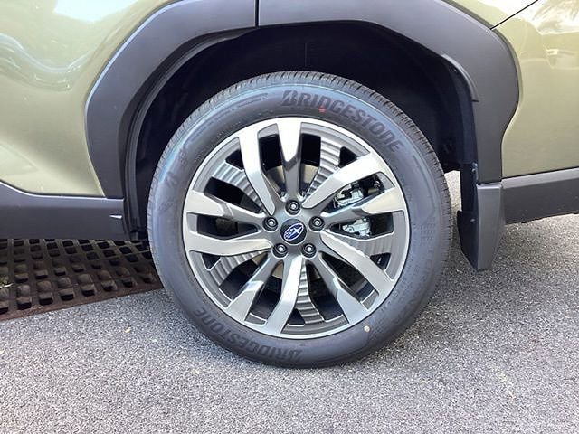 Used 2025 Subaru Forester Touring w/ Touring Package image 13