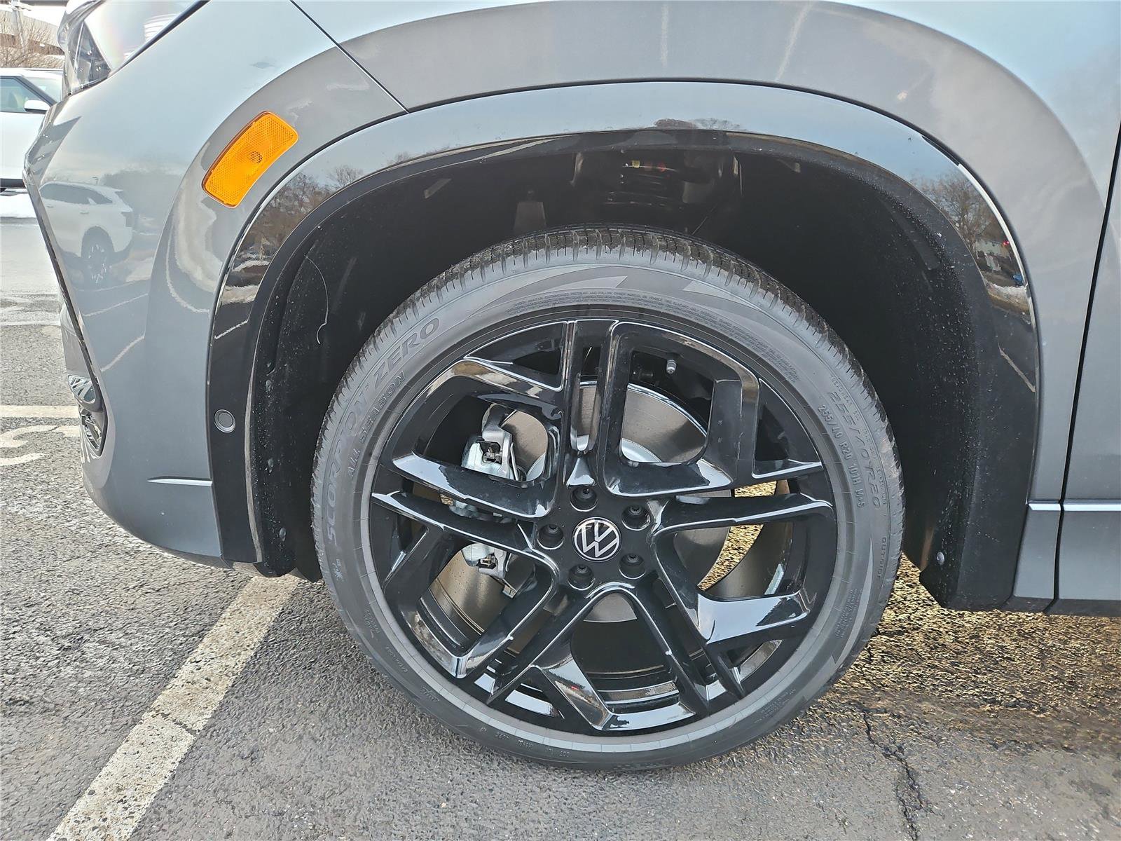 New 2026 Volkswagen Tiguan SE R-Line image 10