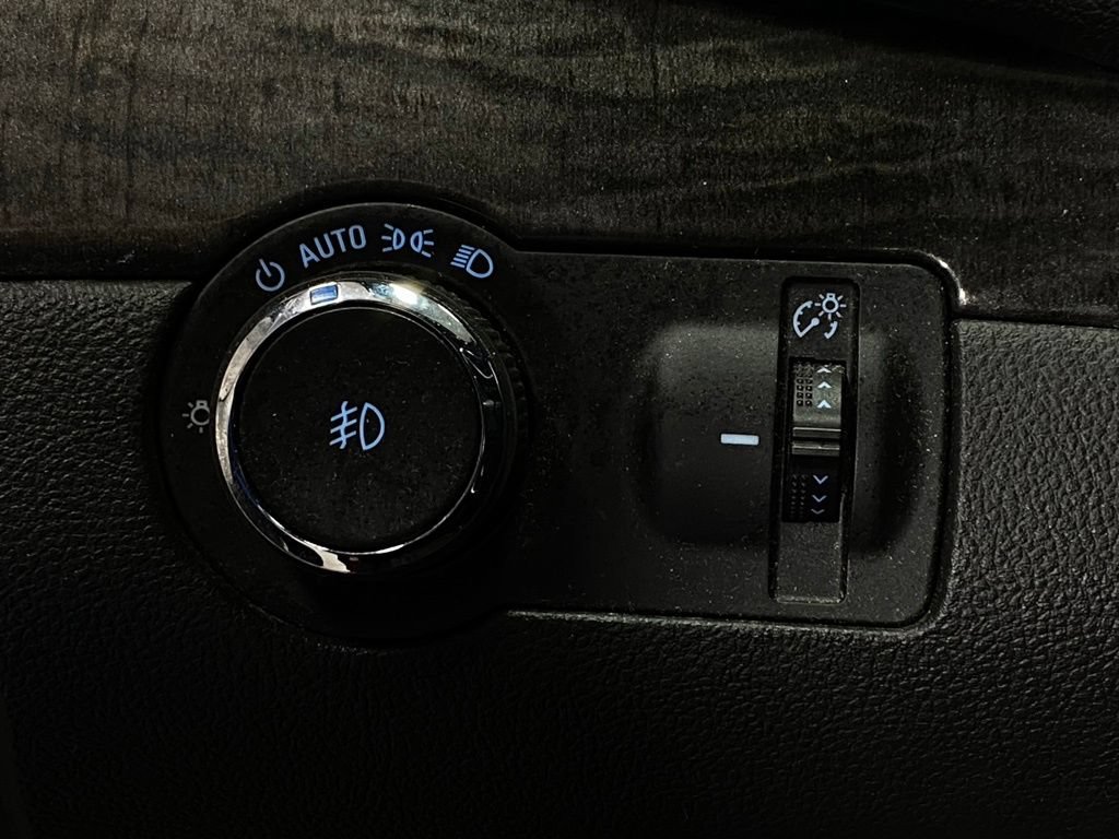 Used 2014 Buick Encore Convenience FWD image 18