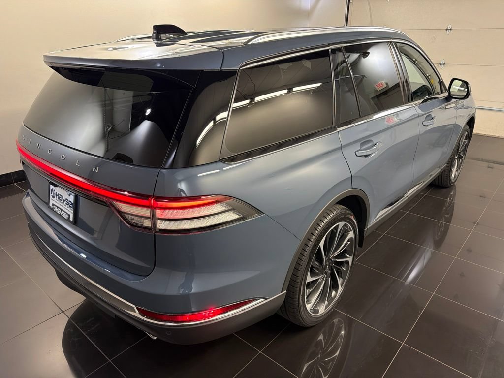 New 2026 Lincoln Aviator Reserve AWD/4WD image 6
