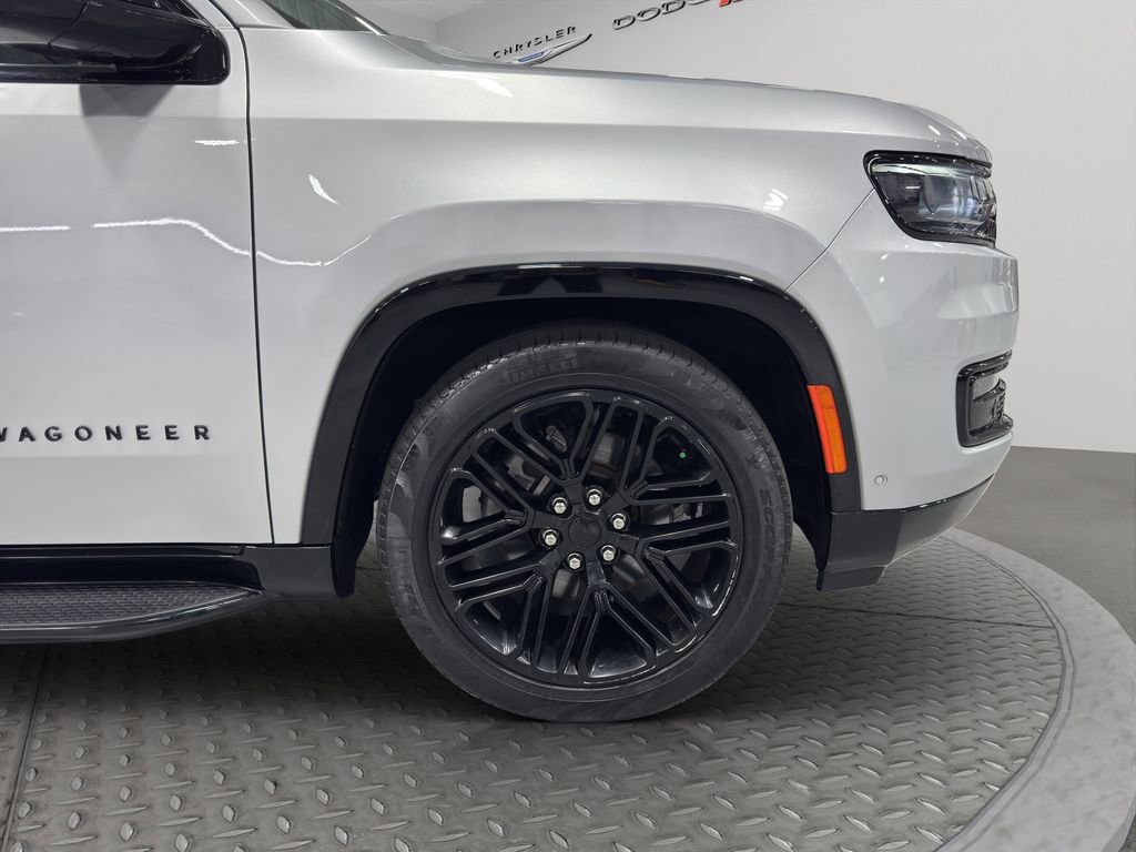 Used 2024 Jeep Wagoneer Series II w/ Convenience Group I image 12