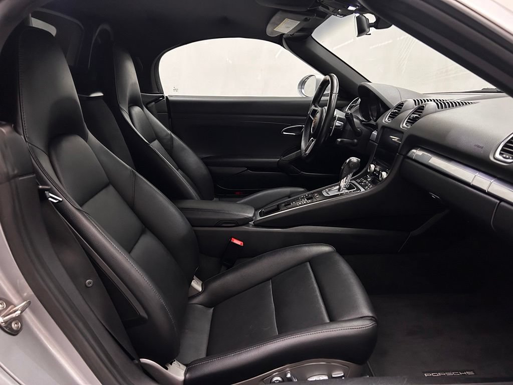 Used 2017 Porsche 718 Boxster S RWD image 13