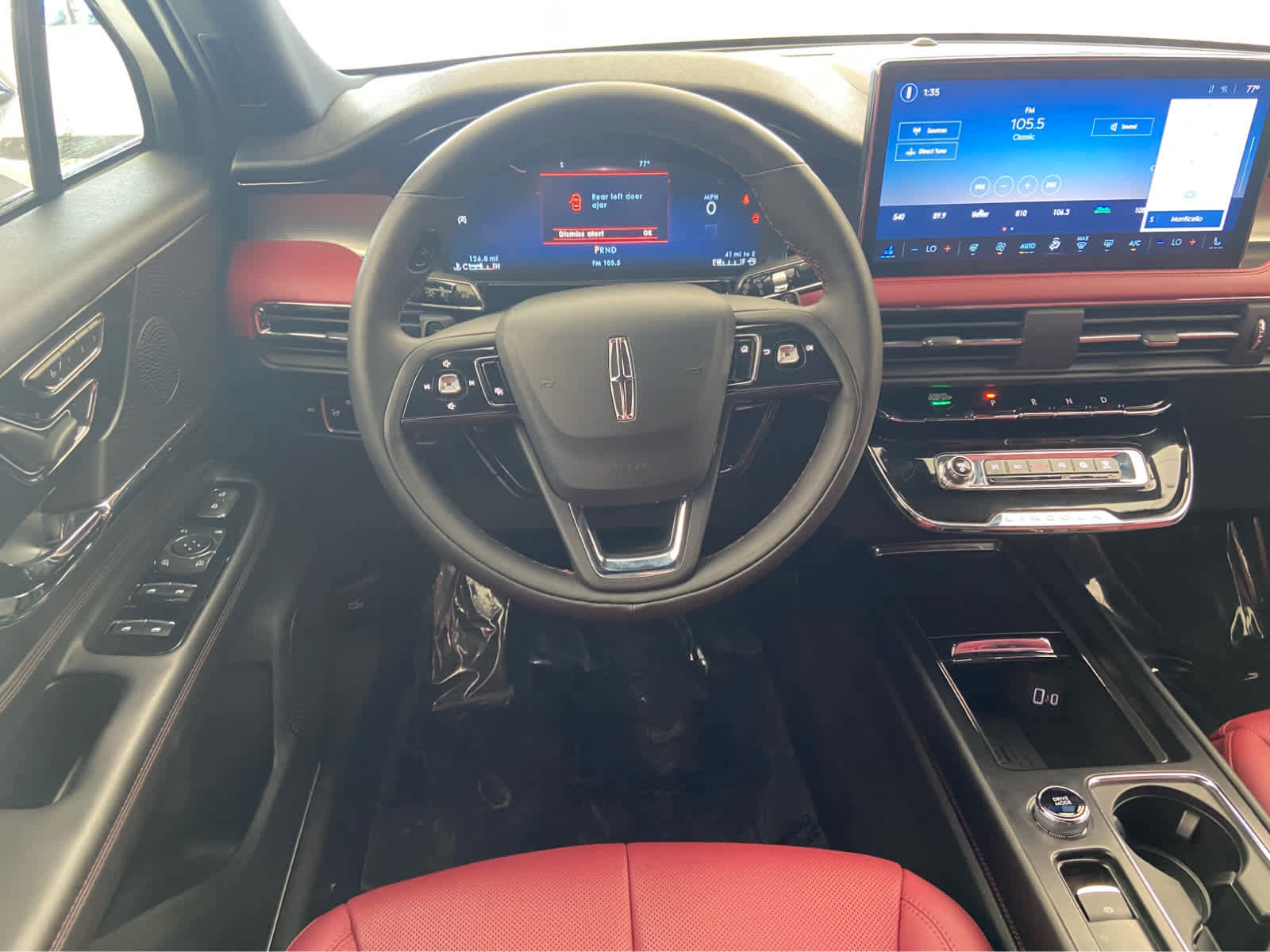 Used 2025 Lincoln Corsair Reserve w/ Jet Appearance Package image 23