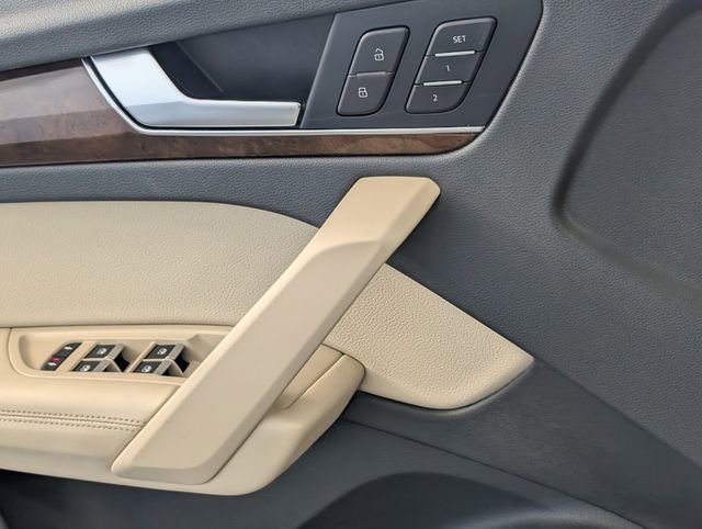 Used 2020 Audi Q5 2.0T Premium Plus w/ Premium Plus Package image 27