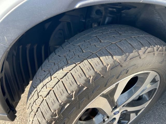 Used 2022 Subaru Outback Touring w/ Popular Package #2 image 23