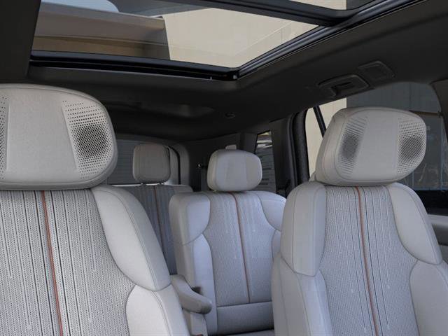 New 2026 Cadillac Vistiq Luxury w/ LPO, Floor Liner Package image 64