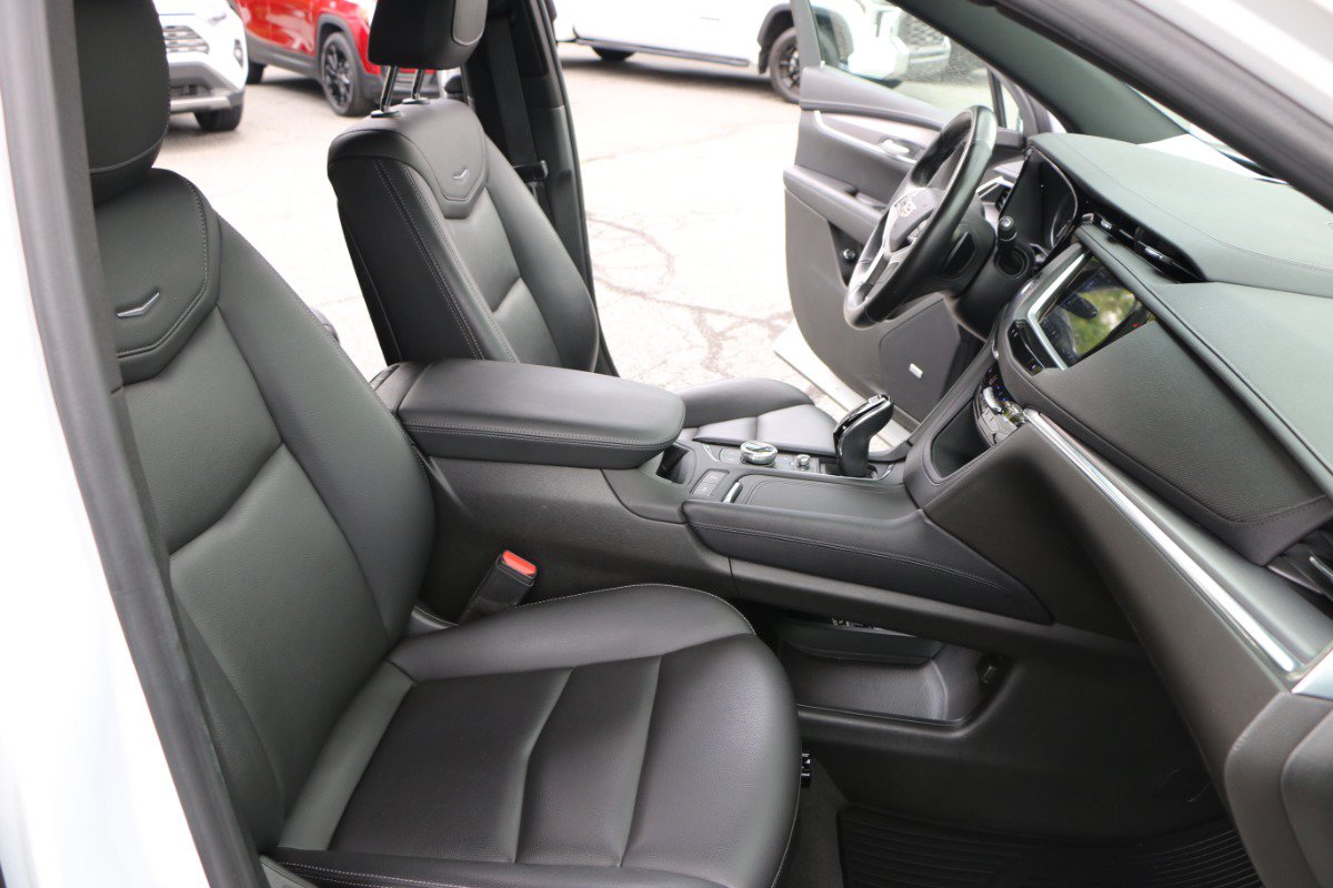Used 2023 Cadillac XT5 Luxury AWD/4WD image 29