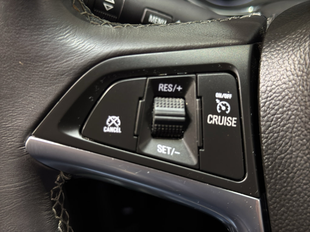 Used 2022 Buick Encore Preferred w/ Safety Package image 22