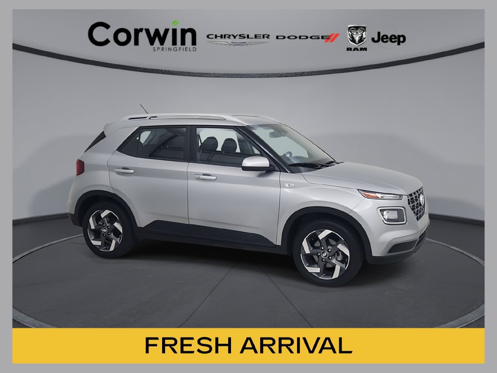 Used 2025 Hyundai Venue SEL