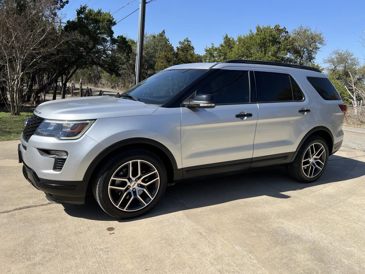 Used 2018 Ford Explorer Sport w/ Equipment Group 401A image 6