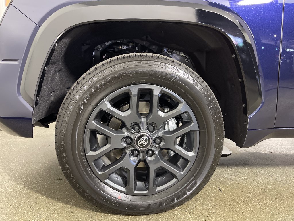 New 2026 Toyota Tundra Platinum AWD/4WD image 11