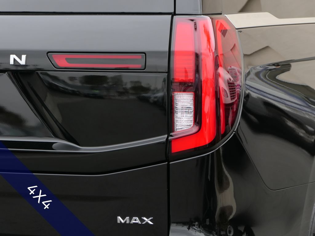 Used 2025 Ford Expedition Max Platinum AWD/4WD image 4