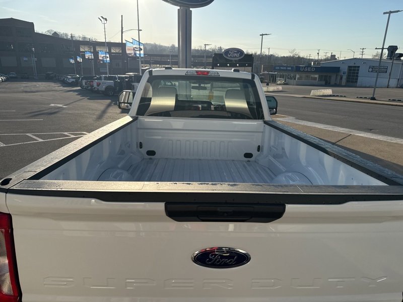 New 2025 Ford F250 XL w/ FX4 Off-Road Package image 12