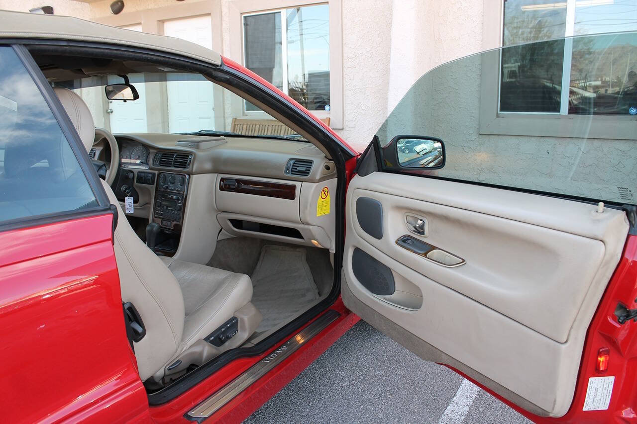 Used 2000 Volvo C70 LT FWD image 20