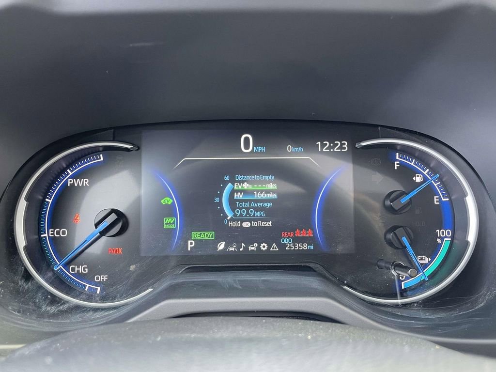 Used 2023 Toyota RAV4 SE image 26