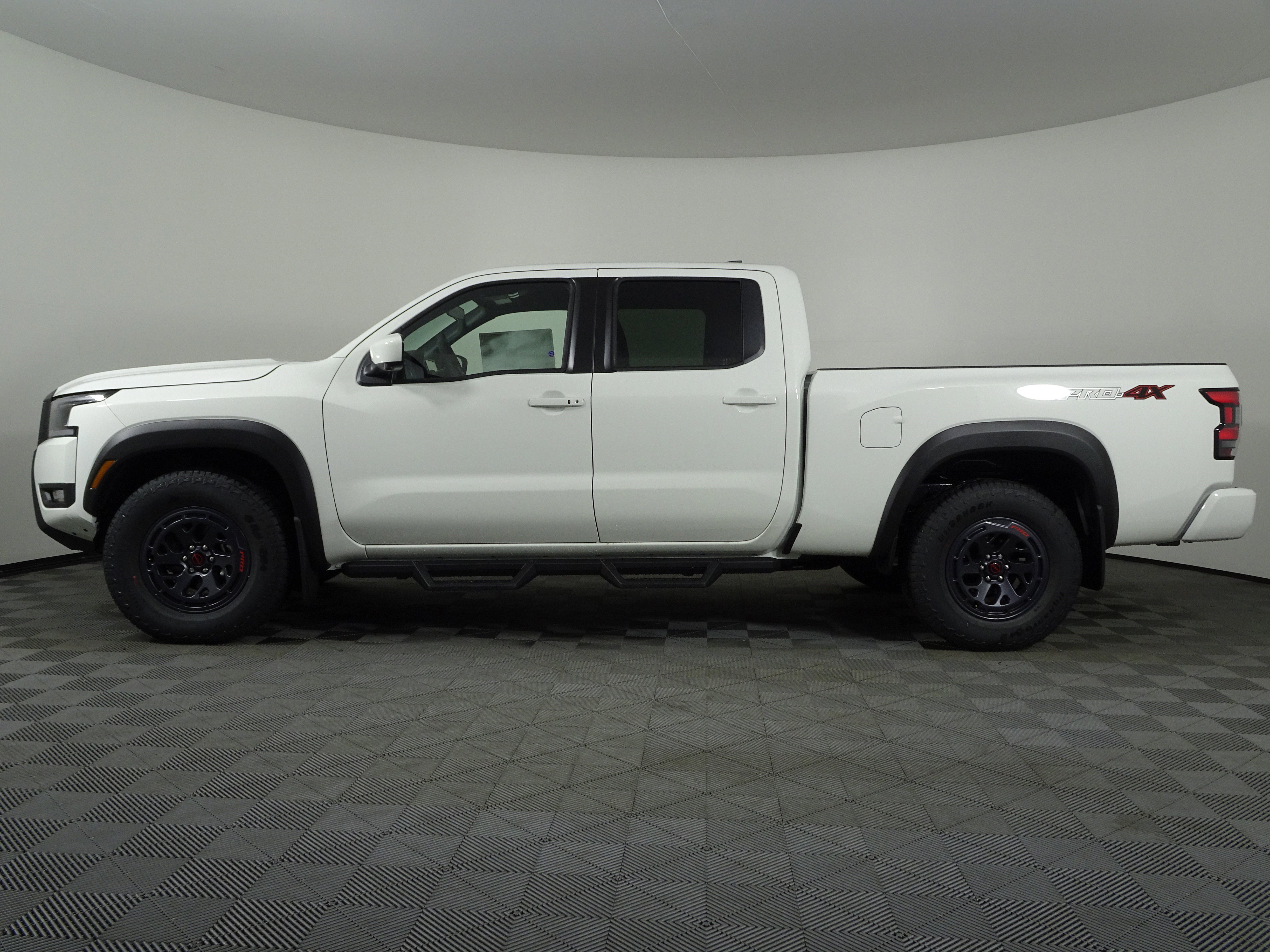 New 2026 Nissan Frontier PRO-4X image 15