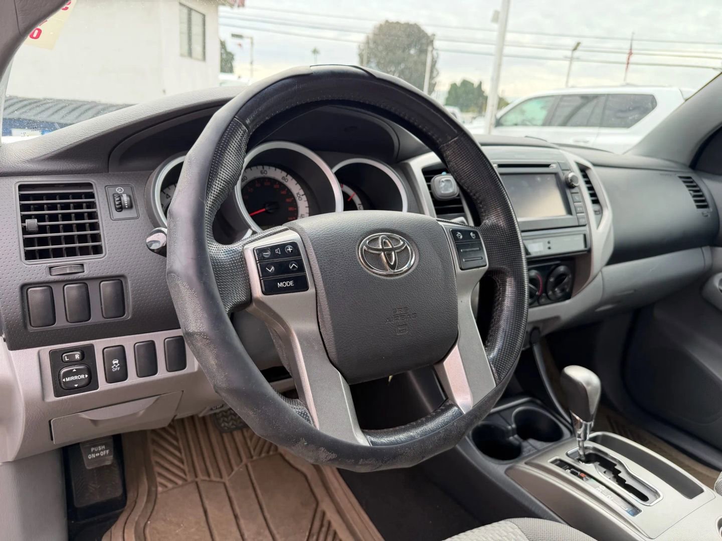 Used 2013 Toyota Tacoma 2WD Access Cab w/ SR5 Pkg image 11