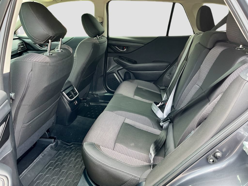 Used 2025 Subaru Outback Premium AWD/4WD image 26