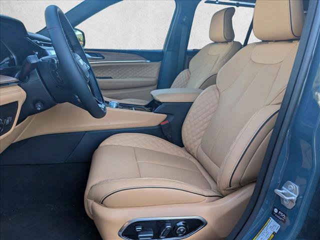 New 2026 Jeep Grand Cherokee Summit w/ Obsidian Package video 4