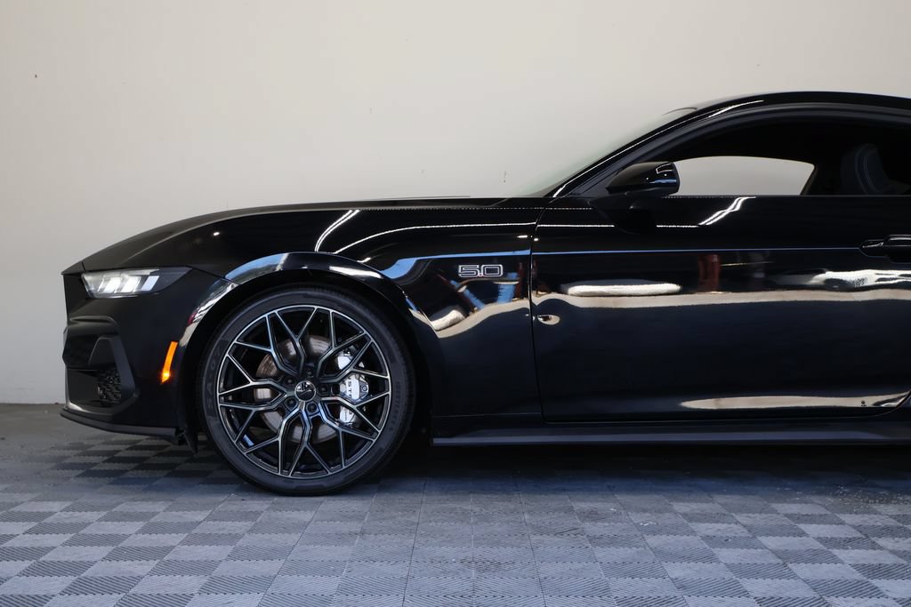 Used 2024 Ford Mustang GT RWD image 8